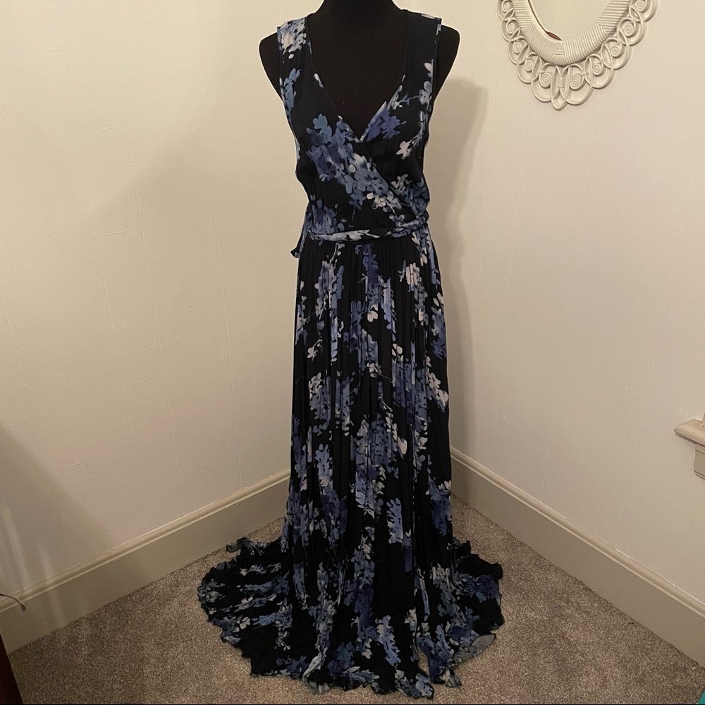 Vici blue floral dress